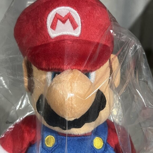 Jakks Super Mario 9 inch Plush Toy - Picture 3 of 6